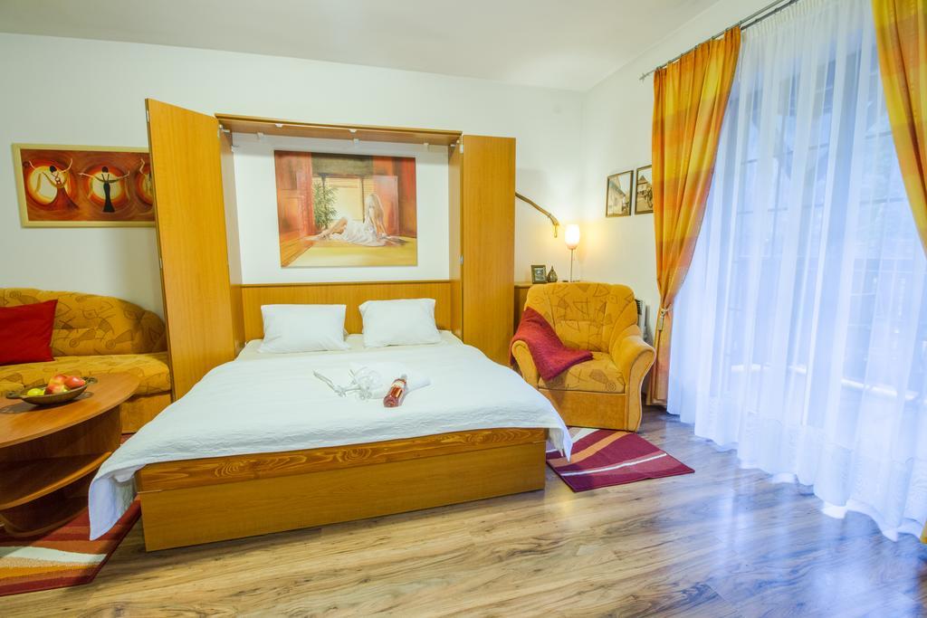 Vila Helena - Apartment Helena 2 Ruzomberok Chambre photo
